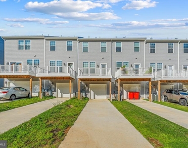 62 Coolidge Avenue - Photo Thumbnail 25