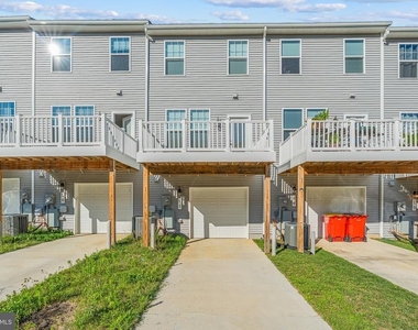 62 Coolidge Avenue - Photo Thumbnail 26