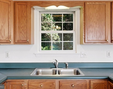 1183 River Bend Court - Photo Thumbnail 20