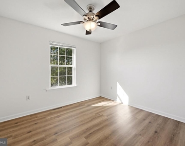 1183 River Bend Court - Photo Thumbnail 25