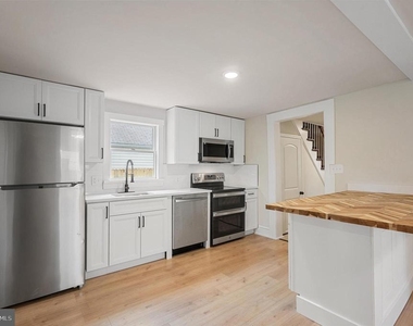 553 Highland Avenue - Photo Thumbnail 5