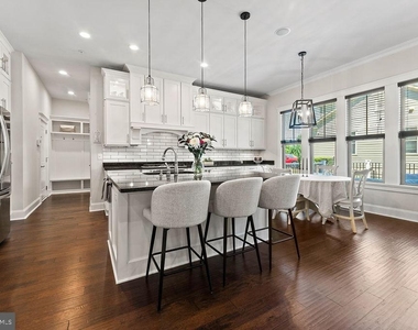 17243 Miss Packard Court - Photo Thumbnail 46