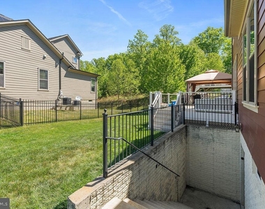 17243 Miss Packard Court - Photo Thumbnail 9
