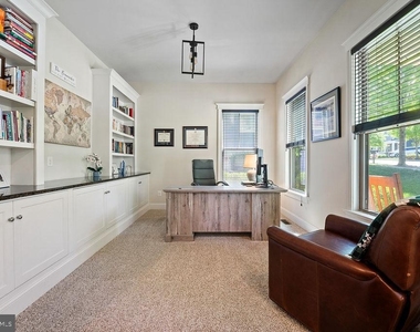 17243 Miss Packard Court - Photo Thumbnail 20