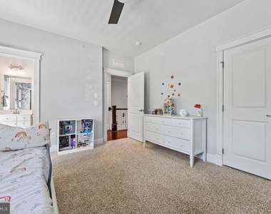 17243 Miss Packard Court - Photo Thumbnail 78