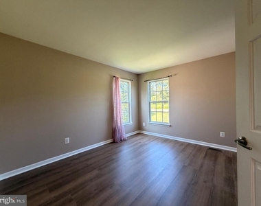 10214 Moss Tower Place - Photo Thumbnail 21
