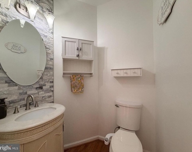 10214 Moss Tower Place - Photo Thumbnail 16