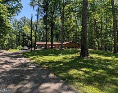 6997 Gilbeth Road - Photo Thumbnail 2