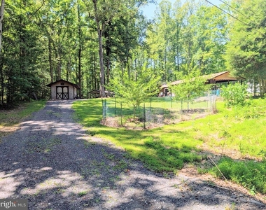 6997 Gilbeth Road - Photo Thumbnail 38