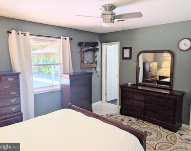 6997 Gilbeth Road - Photo Thumbnail 22