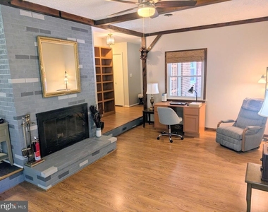 6997 Gilbeth Road - Photo Thumbnail 17