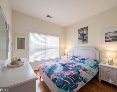 12792 Playfair Lane - Photo Thumbnail 9