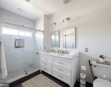 12792 Playfair Lane - Photo Thumbnail 8