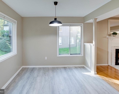 12303 Mulberry Court - Photo Thumbnail 12
