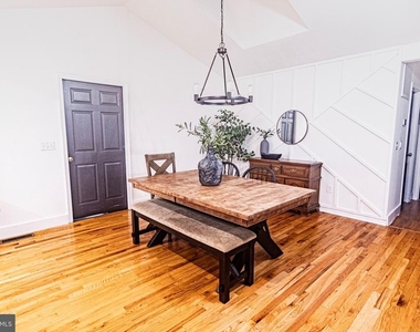 207 Madison Circle - Photo Thumbnail 6