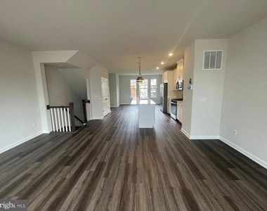 9389 Barnes Loop - Photo Thumbnail 2