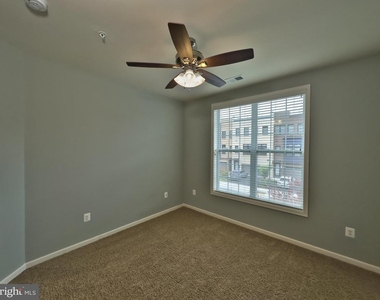 23542 Buckland Farm Terrace - Photo Thumbnail 19