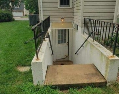 20709 Rainsboro Drive - Photo Thumbnail 13