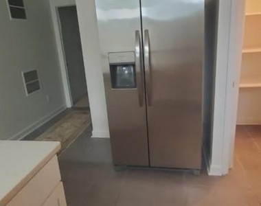 20709 Rainsboro Drive - Photo Thumbnail 7