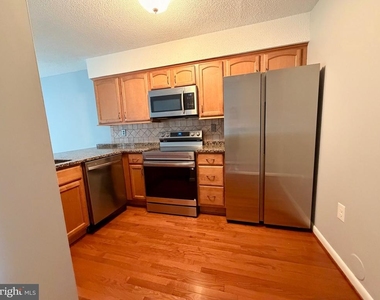 2629 Chancer Drive - Photo Thumbnail 3