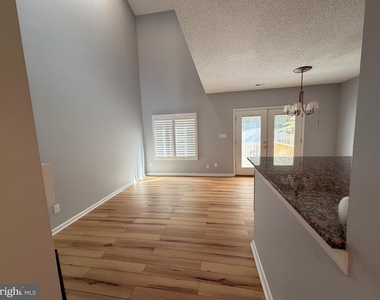 2629 Chancer Drive - Photo Thumbnail 7