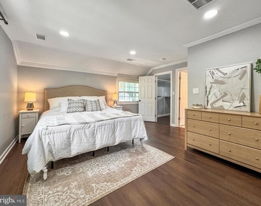 6621 Hallwood Avenue - Photo Thumbnail 30