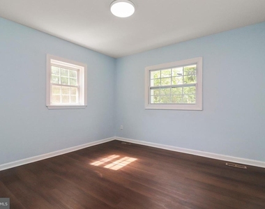 6621 Hallwood Avenue - Photo Thumbnail 41