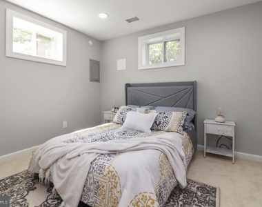 6621 Hallwood Avenue - Photo Thumbnail 48