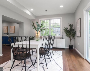 6621 Hallwood Avenue - Photo Thumbnail 24