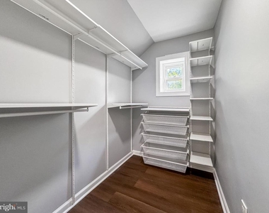 6621 Hallwood Avenue - Photo Thumbnail 34