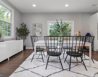 6621 Hallwood Avenue - Photo Thumbnail 23