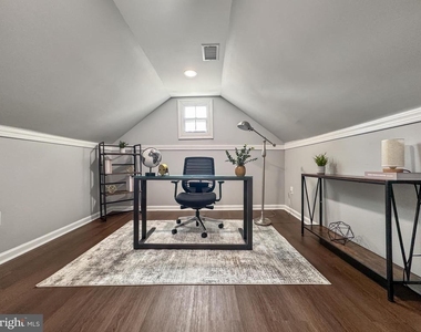 6621 Hallwood Avenue - Photo Thumbnail 36