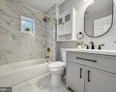 6621 Hallwood Avenue - Photo Thumbnail 35