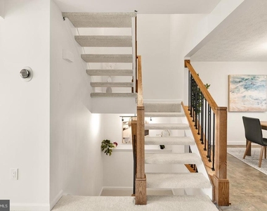 6003 Chicory Place - Photo Thumbnail 8