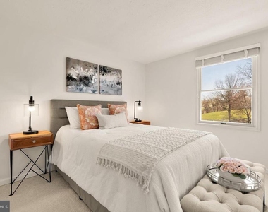 6003 Chicory Place - Photo Thumbnail 10
