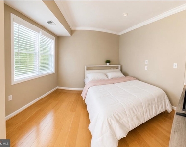 206 Park Terrace Court Se - Photo Thumbnail 6