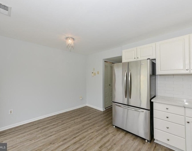 2208 Huston Place - Photo Thumbnail 13
