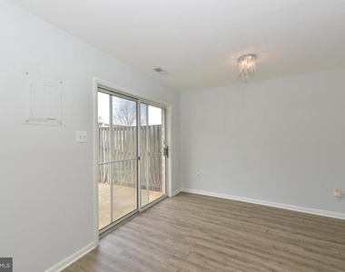 2208 Huston Place - Photo Thumbnail 14