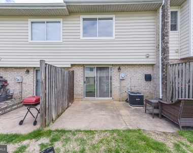 2208 Huston Place - Photo Thumbnail 23