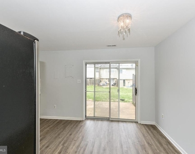 2208 Huston Place - Photo Thumbnail 10
