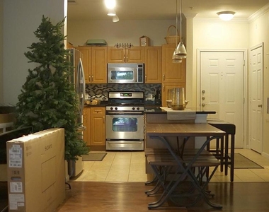 12905 Centre Park Circle - Photo Thumbnail 6