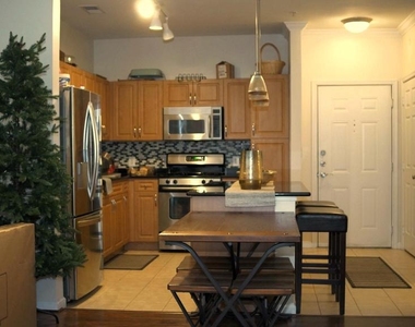 12905 Centre Park Circle - Photo Thumbnail 7