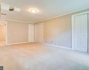 7430 Hastings Street - Photo Thumbnail 40