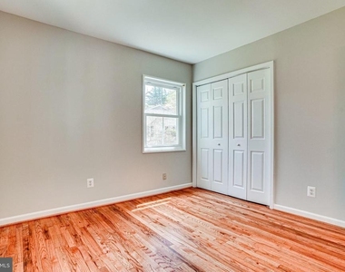 7430 Hastings Street - Photo Thumbnail 30