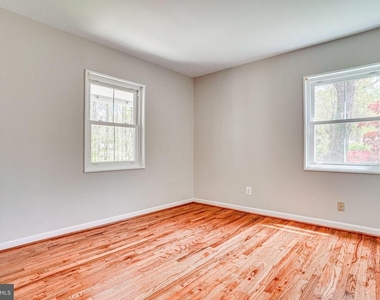 7430 Hastings Street - Photo Thumbnail 32