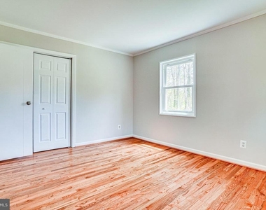 7430 Hastings Street - Photo Thumbnail 27