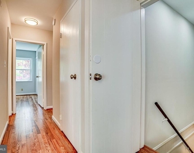 7430 Hastings Street - Photo Thumbnail 22