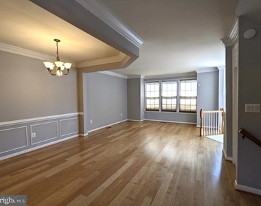 13996 Khalid Lane - Photo Thumbnail 7