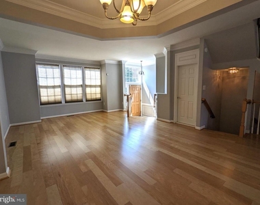 13996 Khalid Lane - Photo Thumbnail 6