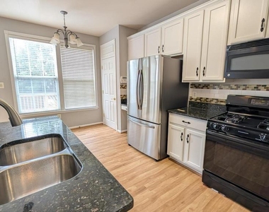 13996 Khalid Lane - Photo Thumbnail 31